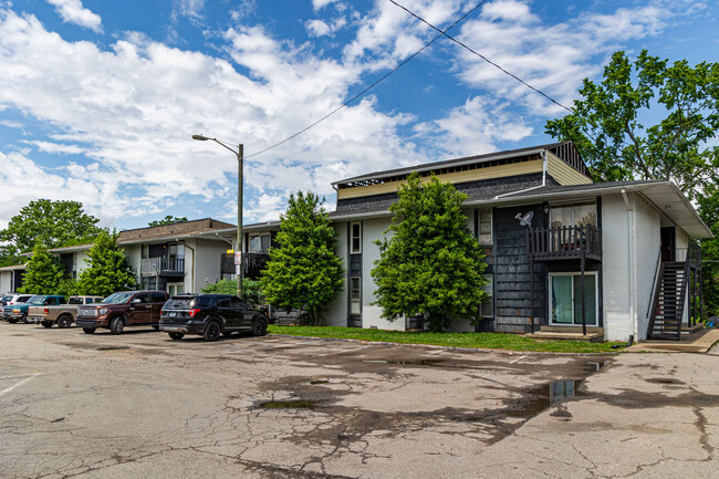 Pagoda Condominiums in Nashville, TN - Building Photo - Building Photo