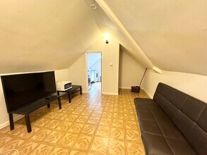 22 Humphreys St in Boston, MA - Building Photo - Building Photo