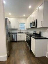 51 Moseley St, Unit 1 in Boston, MA - Building Photo - Building Photo