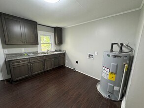 3067 Lee Rd in Gastonia, NC - Foto de edificio - Building Photo