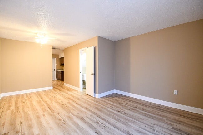 231 Belle Terre Blvd in La Place, LA - Building Photo - Building Photo