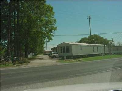 1301 Verot School Rd in Lafayette, LA - Building Photo - Building Photo