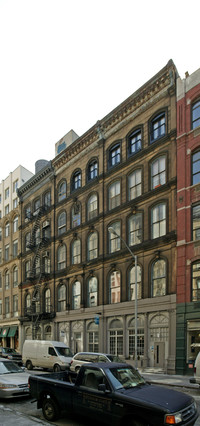 119 Chambers St. in New York, NY - Building Photo - Building Photo