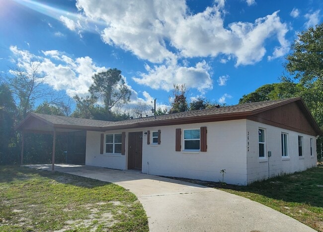 property at 369 Diamond St