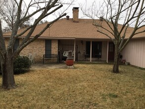 2306 Gale Dr in Mount Pleasant, TX - Building Photo - Building Photo