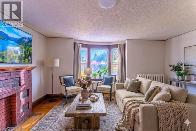 property at 1369 Main St E