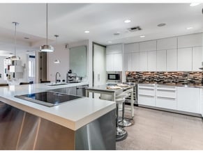 1505 Elm St, Unit ID102532 in Dallas, TX - Foto de edificio - Building Photo