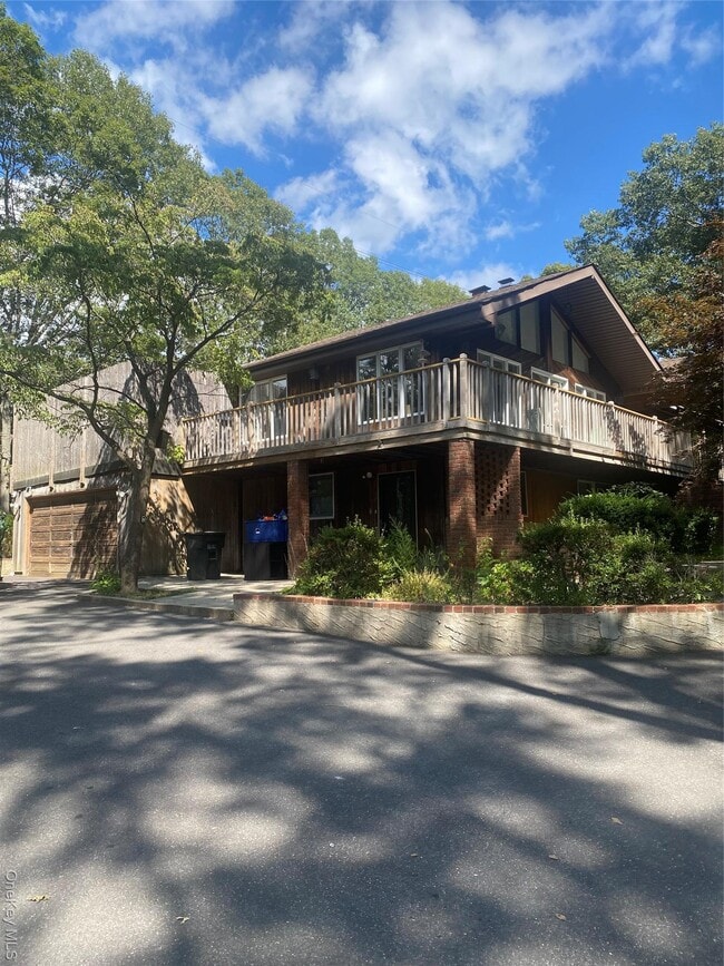 property at 1465 Motor Pkwy
