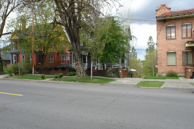 1920 W Riverside Ave in Spokane, WA - Building Photo - Building Photo