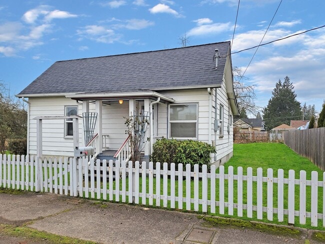 property at 839 1st Ave N