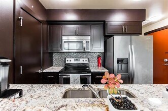 1125 S Jennings Ave in Fort Worth, TX - Building Photo - Building Photo