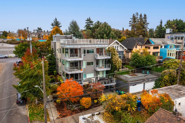 property at 2731 Boylston Ave E