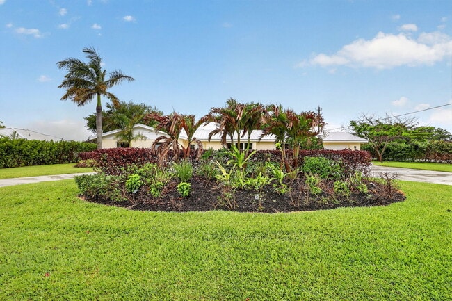 1609 NW River Trail in Stuart, FL - Building Photo - Building Photo
