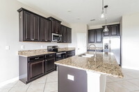 10159 Newminster Loop in Ruskin, FL - Foto de edificio - Building Photo