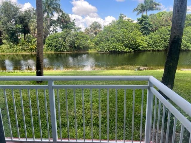 405 S Pine Island Rd, Unit 105d in Plantation, FL - Building Photo - Building Photo