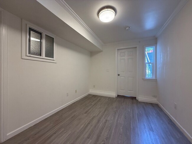 property at 118 Trumbull St