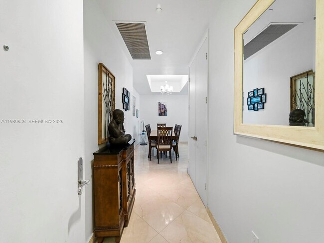 15901 Collins Ave in Sunny Isles Beach, FL - Building Photo - Building Photo