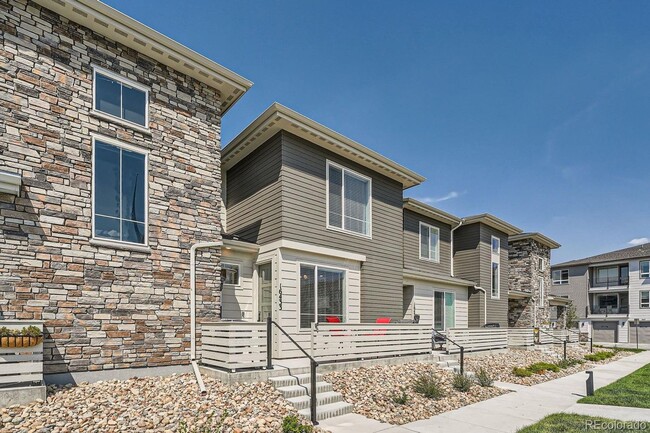 16433 Askins Lp in Parker, CO - Building Photo - Building Photo