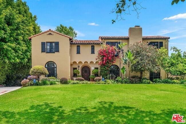 property at 434 S Muirfield Rd