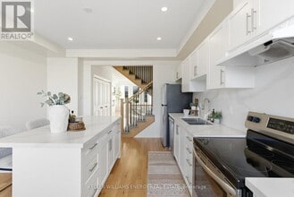 1507 Green Rd in Bowmanville, ON - Building Photo - Building Photo