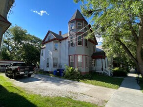 19 School St, Unit 19 School street unit 1 in Burlington, VT - Foto de edificio - Building Photo