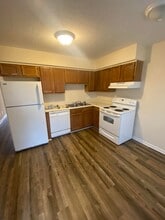 2119 Rock Creek Dr in Bowling Green, KY - Building Photo - Building Photo