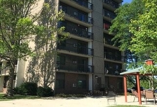 524 W 53rd St in Anderson, IN - Building Photo - Building Photo