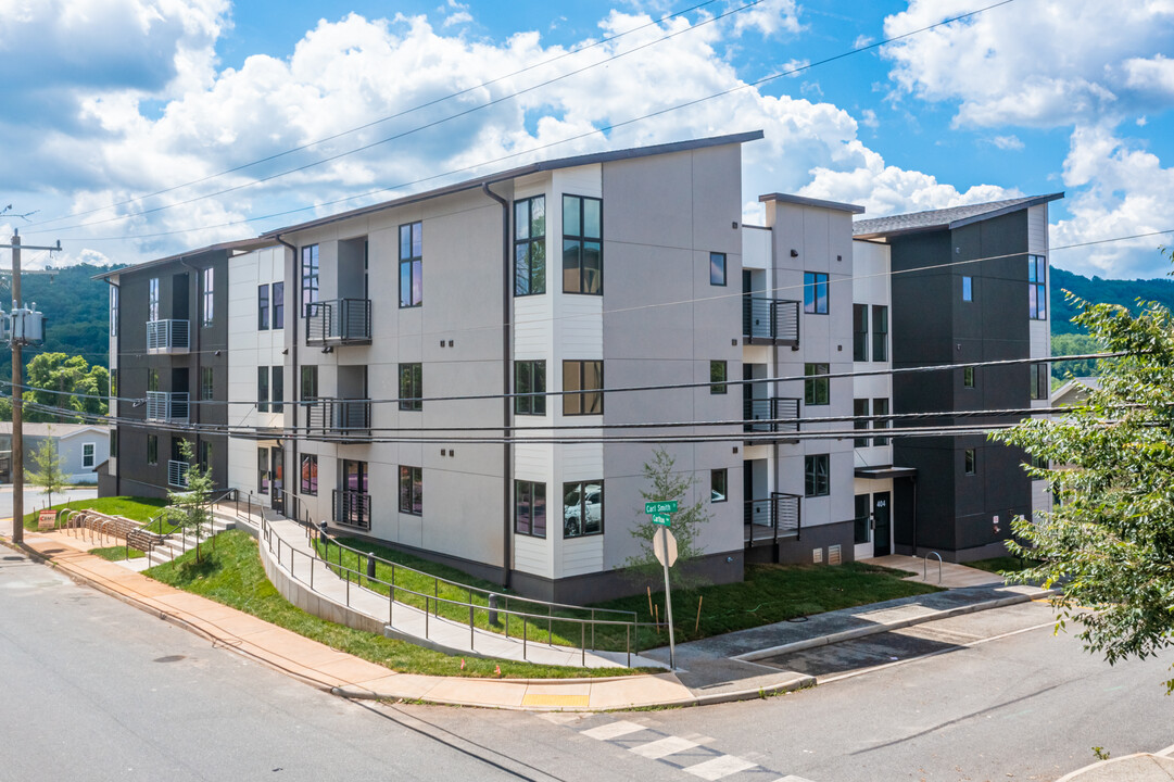 Sunrise Apartments in Charlottesville, VA - Building Photo