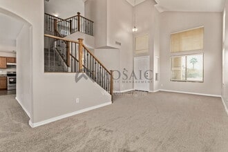 2242 W Green Tree Dr in San Tan Valley, AZ - Building Photo - Building Photo