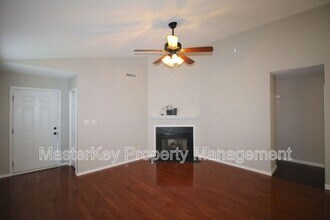 132 Evening Star Dr in Apex, NC - Building Photo - Building Photo