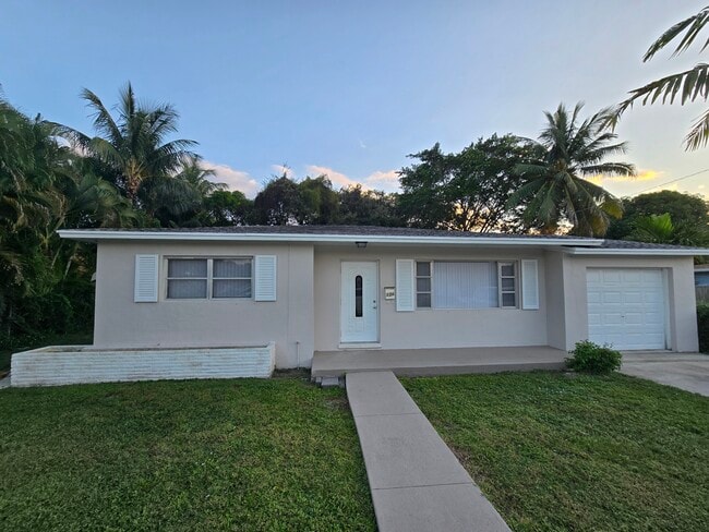 property at 336 Greenbriar Dr