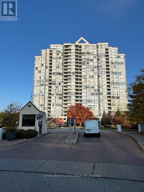 3 Rowntree Rd in Toronto, ON - Building Photo