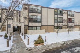 Westmoreland Hills in St. Louis Park, MN - Foto de edificio - Building Photo