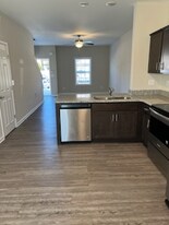 The Rowe at Gate 1 in Clarksville, TN - Building Photo