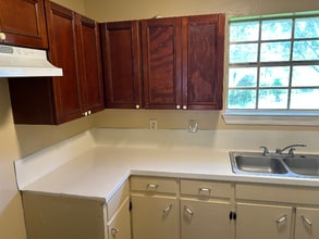 2203 Fairchild St in Baton Rouge, LA - Building Photo - Building Photo