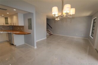 13949 SW 44th Ln Cir, Unit 542 in Miami, FL - Building Photo - Building Photo