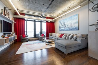 850 W Adams St, Unit 6E in Chicago, IL - Building Photo - Building Photo