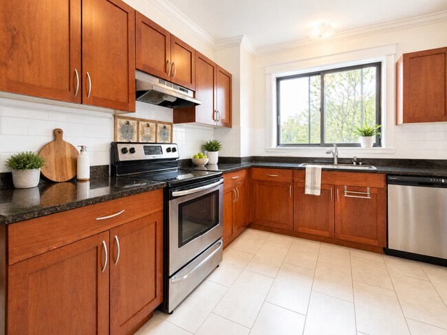 property at 27 Glenville Ave