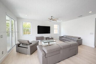 3821 SW 167th Ave in Miramar, FL - Building Photo - Building Photo