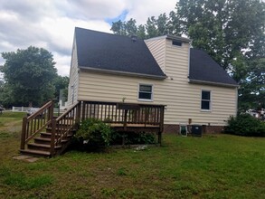 6468 Tammy Ln in Mechanicsville, VA - Building Photo - Building Photo