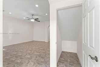 2332 SE 16th Pl in Homestead, FL - Building Photo - Building Photo