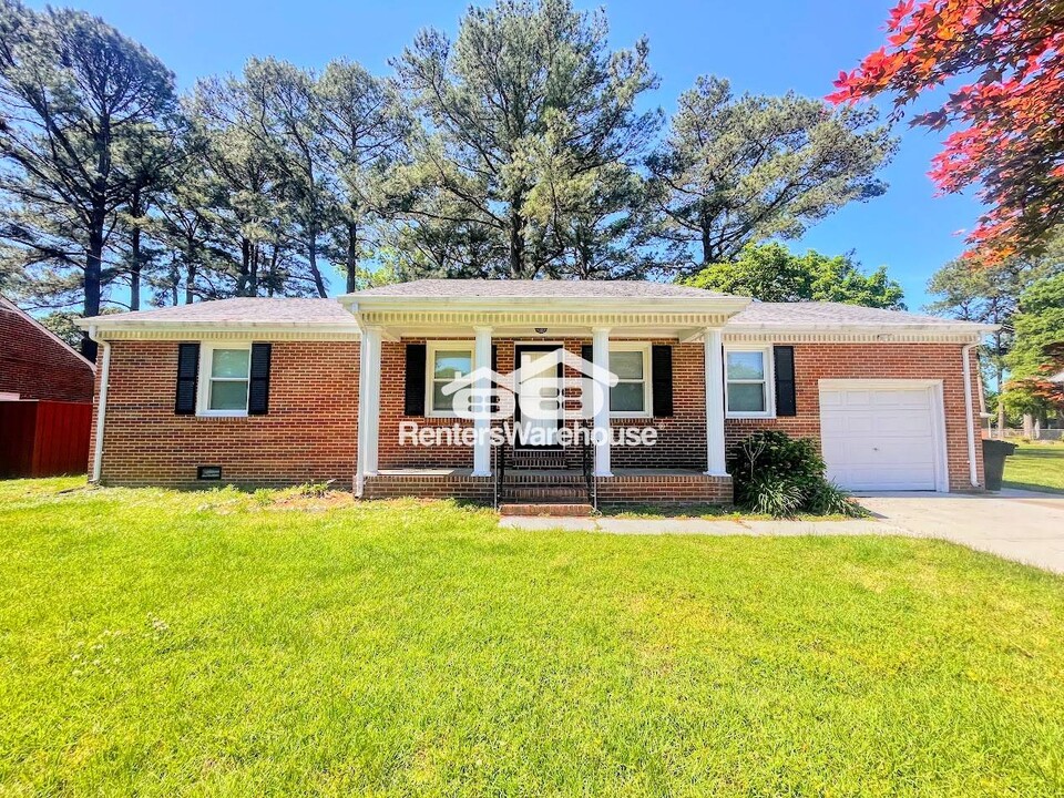 4837 Milan Dr in Portsmouth, VA - Building Photo