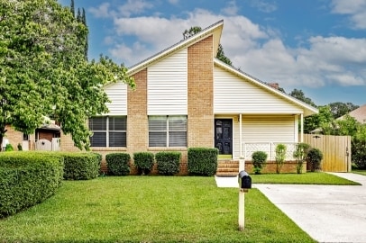property at 4607 Hoe Ct