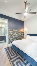 604 Baronne St-Unit -ID1267110P in New Orleans, LA - Foto de edificio - Building Photo