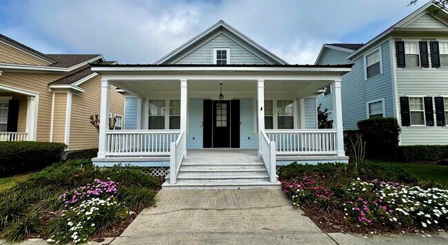 property at 864 Spring Park Loop