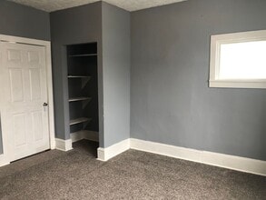 3206 W 50th St in Cleveland, OH - Building Photo - Building Photo