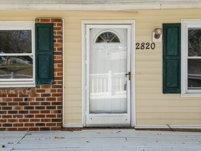 2820 Sylvester St in Raleigh, NC - Building Photo - Building Photo