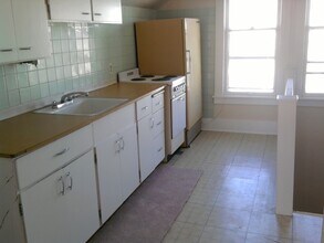 5500 12th Ave NE in Seattle, WA - Building Photo - Building Photo