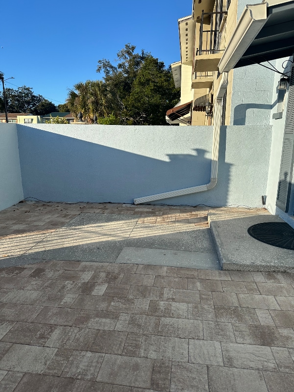 10035 N 53rd St in Temple Terrace, FL - Foto de edificio - Building Photo