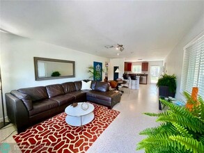 814 NE 14th Ct in Fort Lauderdale, FL - Building Photo - Building Photo